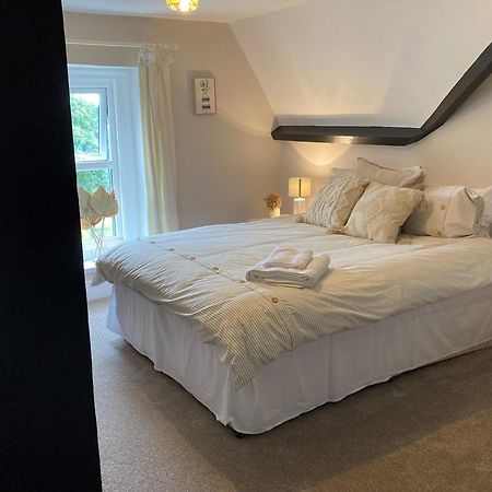 Serenity House Wales 兰加马赫韦尔斯 外观 照片