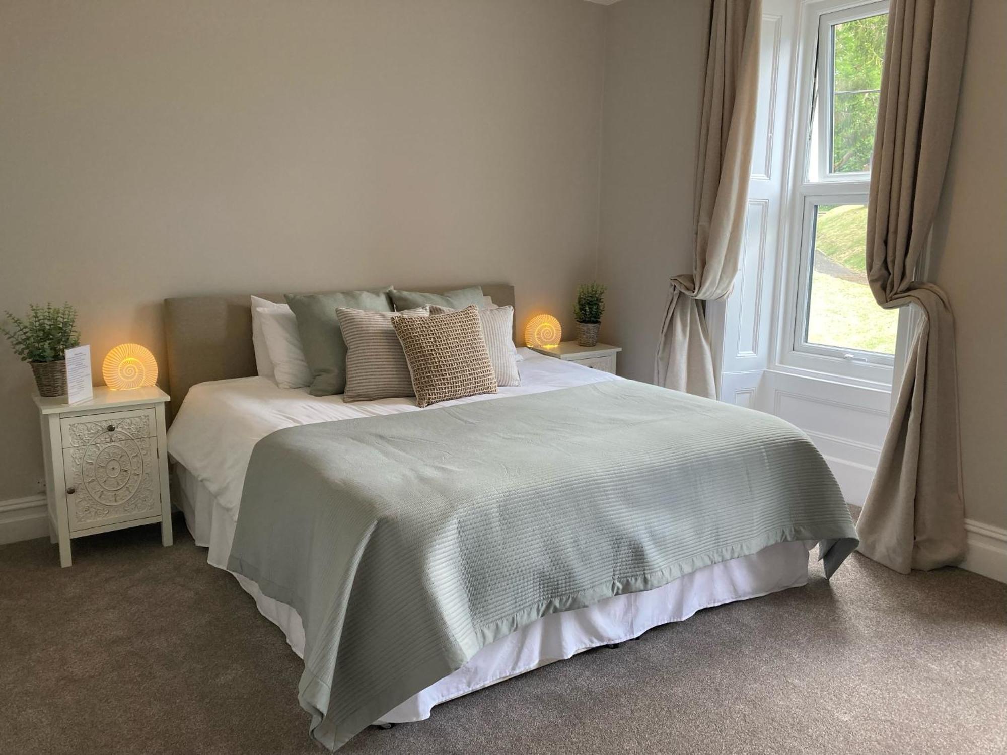 Serenity House Wales 兰加马赫韦尔斯 外观 照片