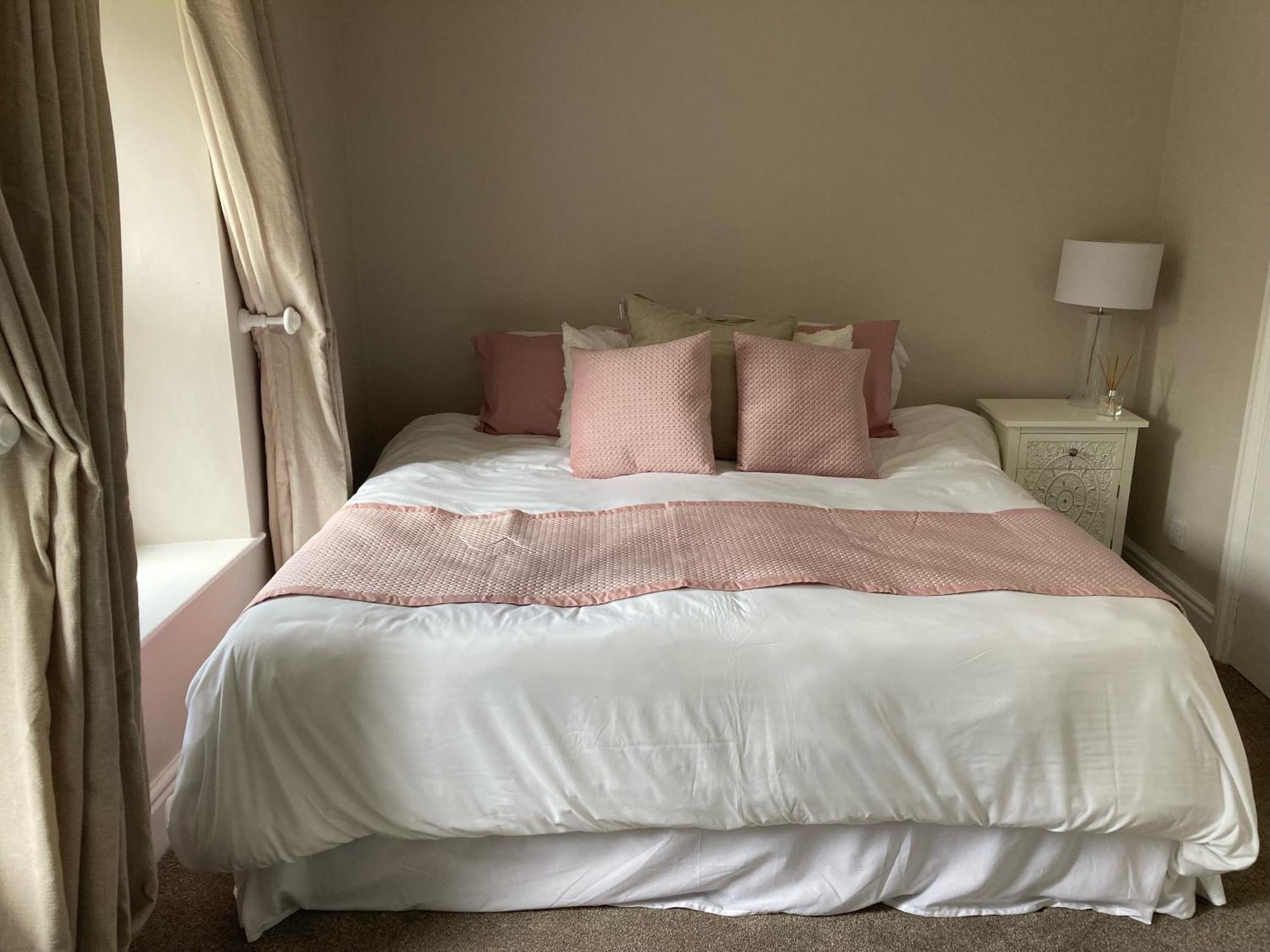 Serenity House Wales 兰加马赫韦尔斯 外观 照片
