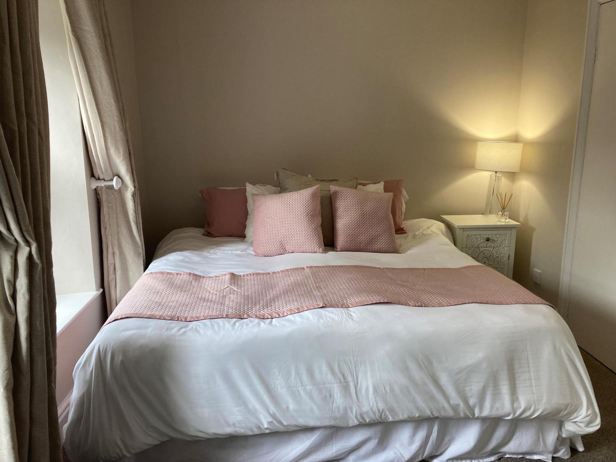 Serenity House Wales 兰加马赫韦尔斯 外观 照片