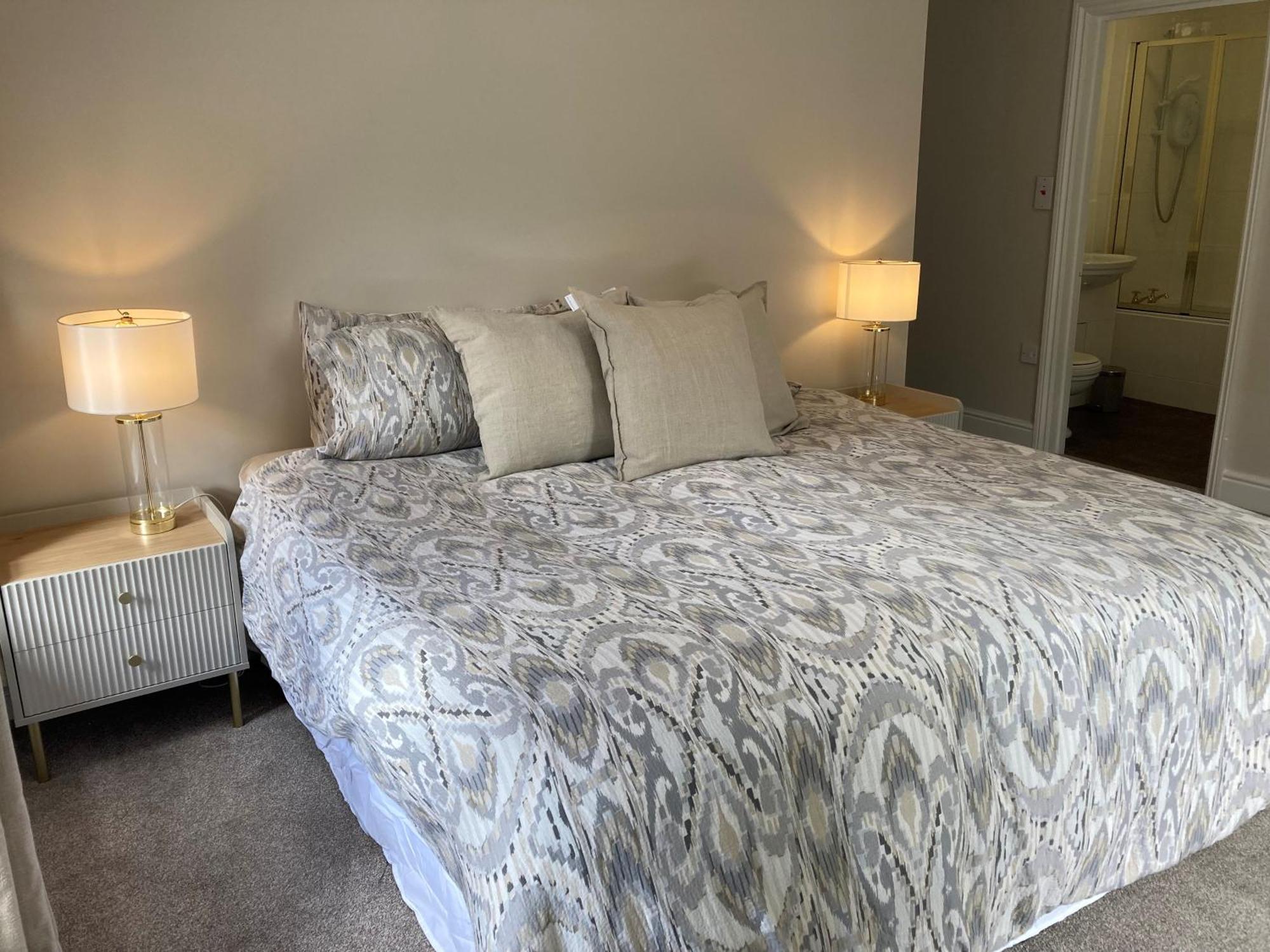 Serenity House Wales 兰加马赫韦尔斯 外观 照片