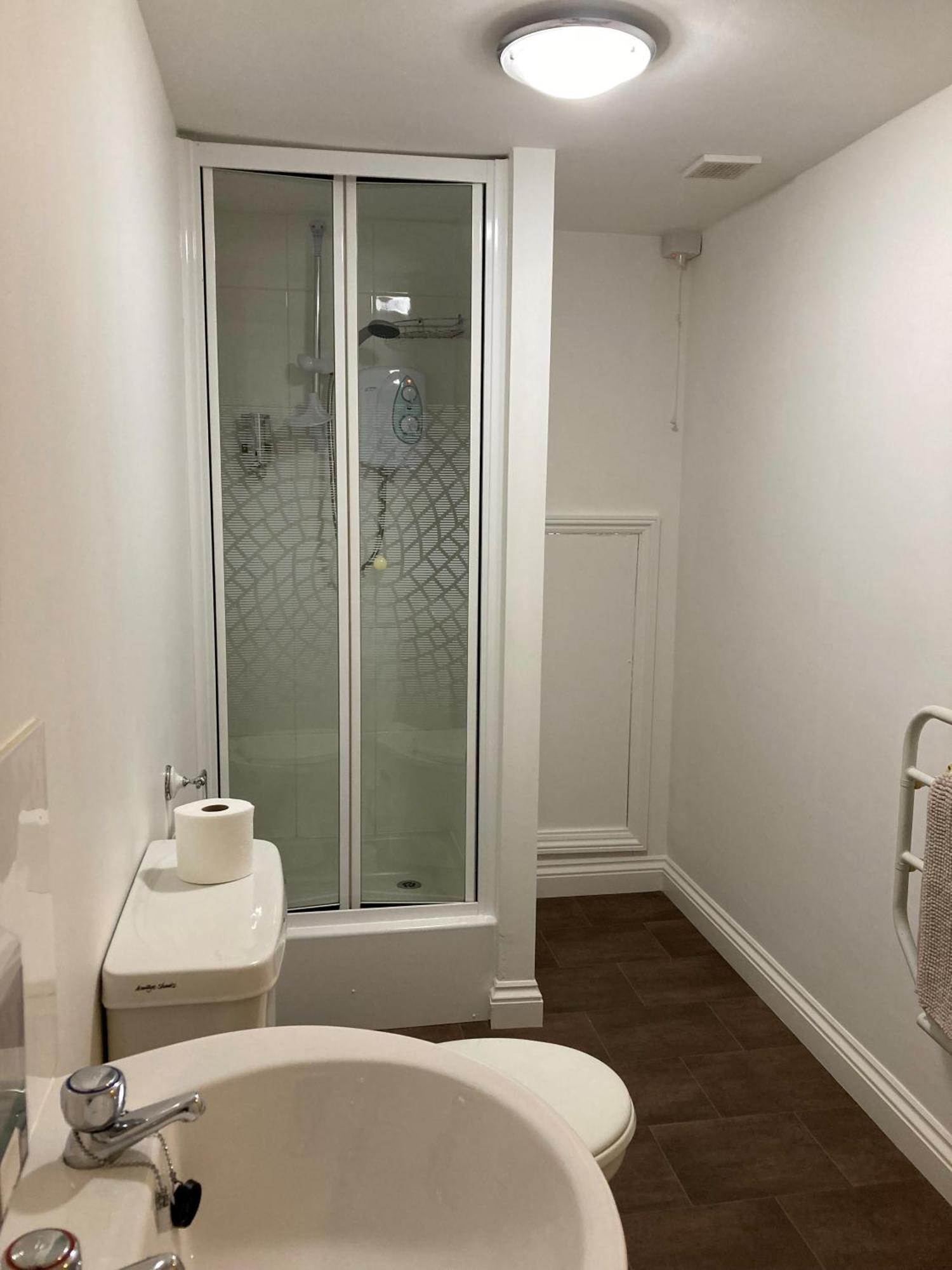 Serenity House Wales 兰加马赫韦尔斯 外观 照片