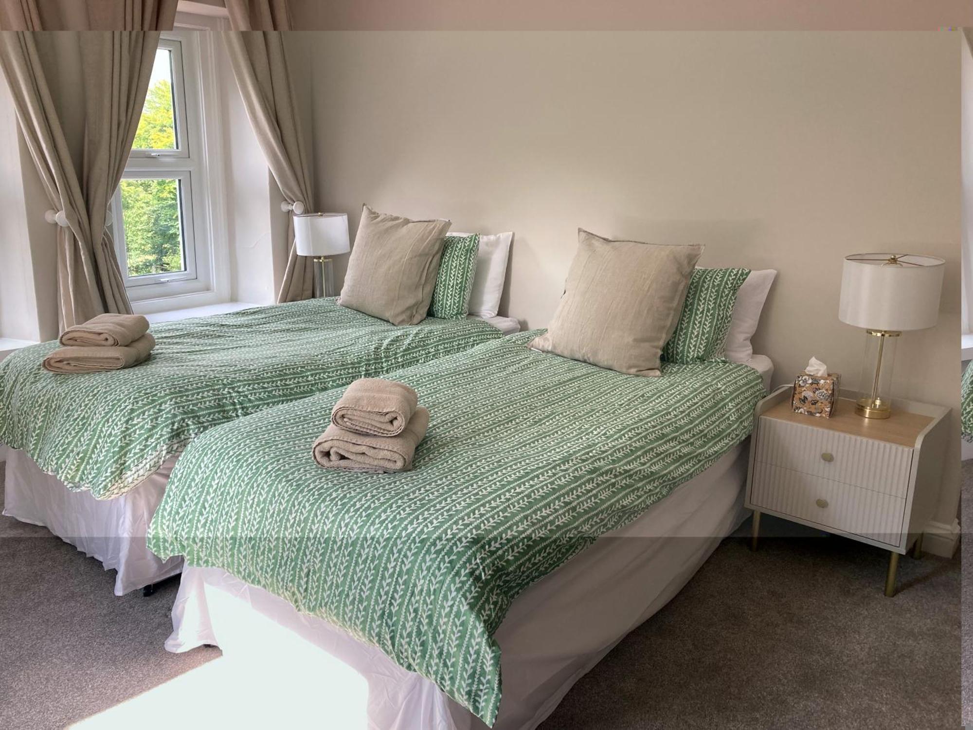 Serenity House Wales 兰加马赫韦尔斯 外观 照片